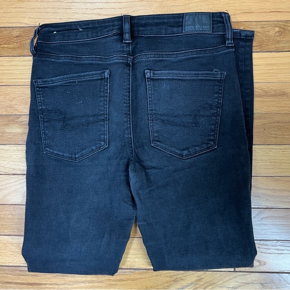 American Eagle black distressed ripped next level stretch hi rise jegging jeans - Picture 7 of 10